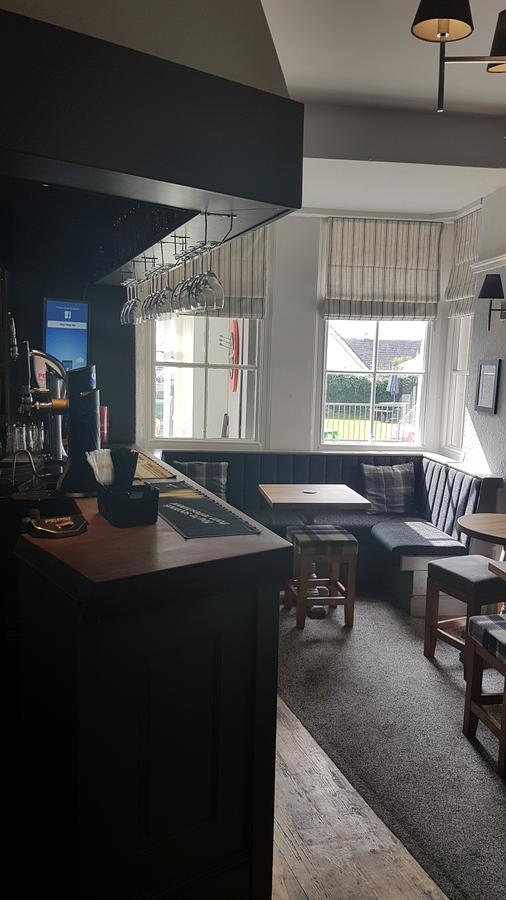 Glan-Neigr Bar Hotel Rhosneigr Bagian luar foto