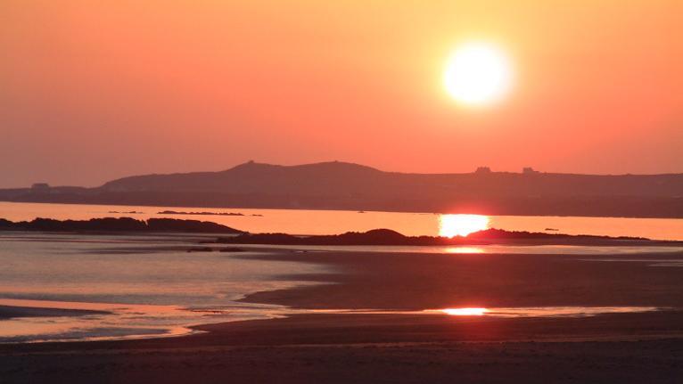 Glan-Neigr Bar Hotel Rhosneigr Bagian luar foto