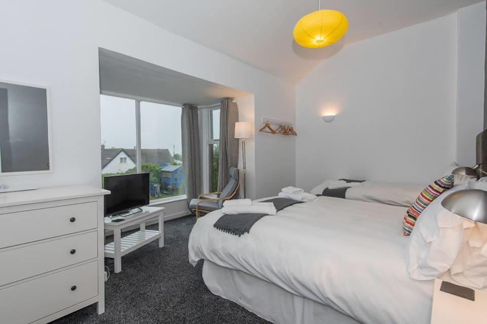 Glan-Neigr Bar Hotel Rhosneigr Bagian luar foto