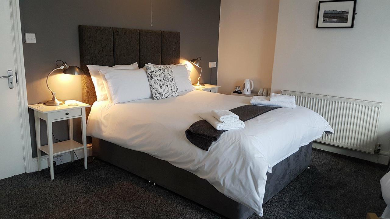 Glan-Neigr Bar Hotel Rhosneigr Bagian luar foto