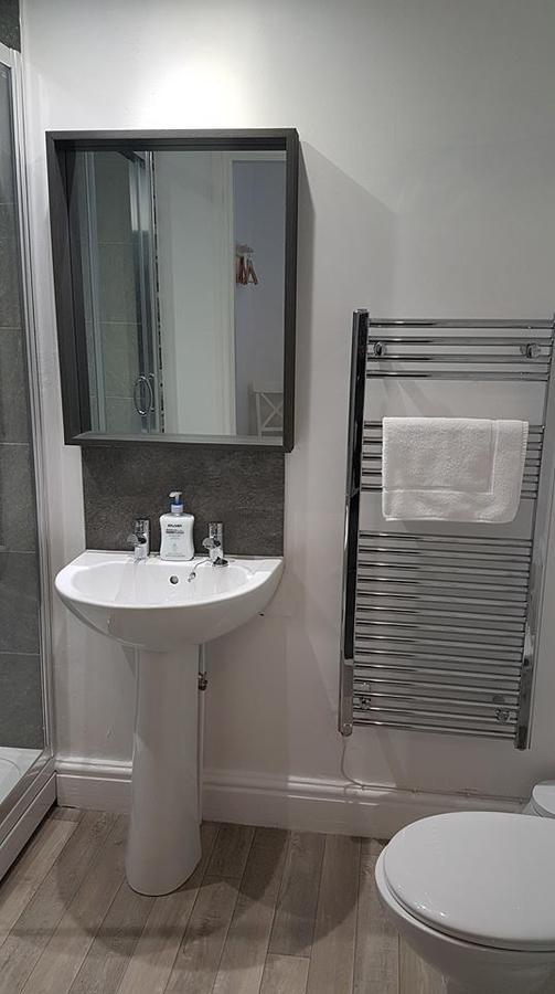 Glan-Neigr Bar Hotel Rhosneigr Bagian luar foto